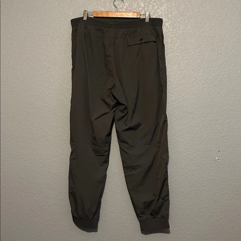 New Nike Tech Pack Water Repellent Jogger Pants